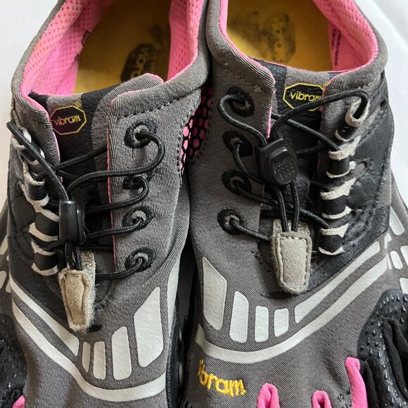 Vibram 5 FiveFingers Training Hiking Wmn's size 40 US 8.5 /9 Grey pink W3753 - Picture 8 of 12